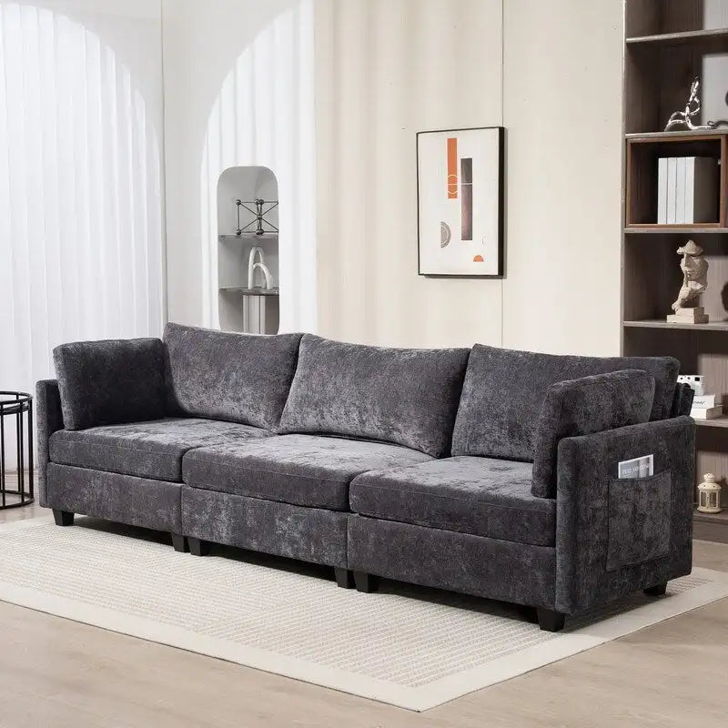 111.42 Canapé trois places en chenille