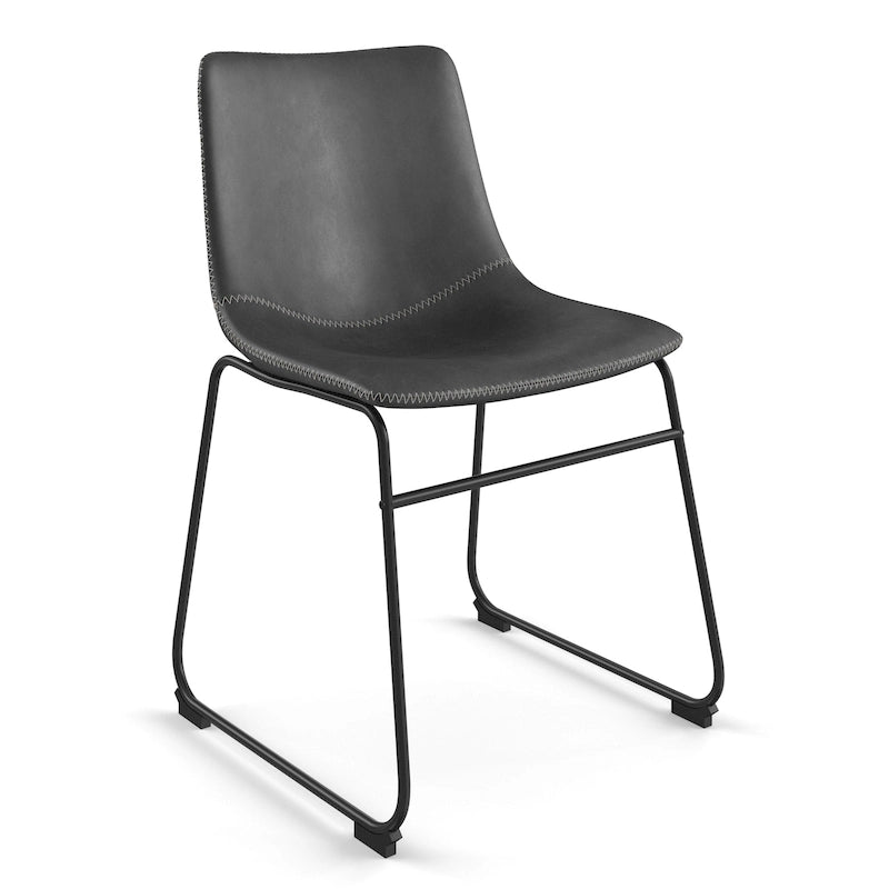 Chaises d'appoint en cuir vegan avec pieds noirs