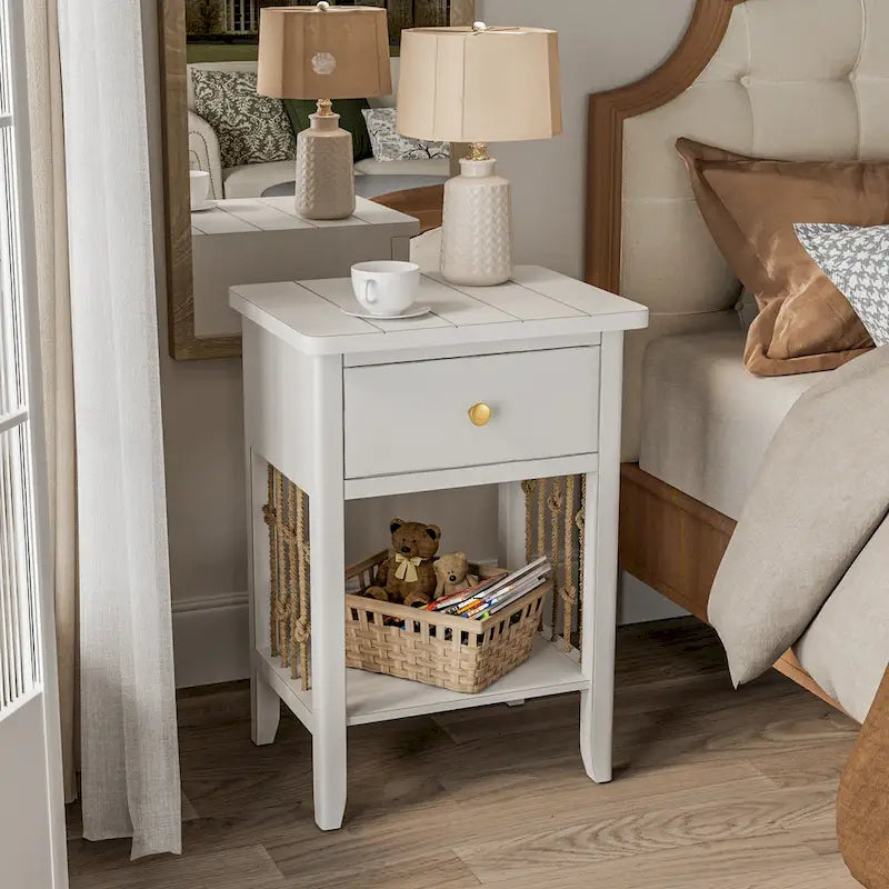 Table d'appoint blanche vieillie avec tiroir